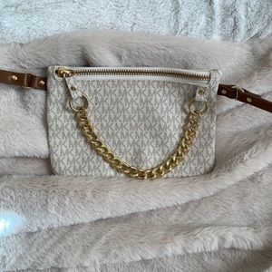 Michael kors beltbag